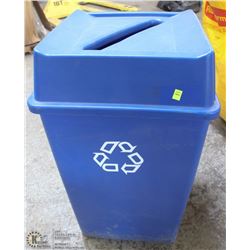 BEVERAGE CONTAINER RECYCLE BINS WITH LIDS