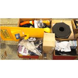 PALLET WITH WORK GLOVES / SAFETY GEAR AND MORE...