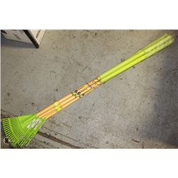 BUNDLE OF FOUR SCRUB RAKES