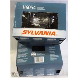 LOT OF 2 SYLVANIA H6054 HEADLIGHTS. VEHICLE
