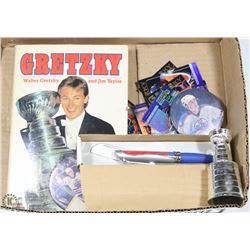 FLAT OF GRETZKY ITEMS INCL HOCKEY CARDS, PEN AND