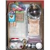 Image 1 : FLAT OF ARTS & CRAFTS SUPPLIES INCL. DISCO