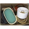 Image 1 : BOX OF BASKETS AND LAMP SHADES