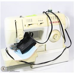 SINGER SEWING MACHINE