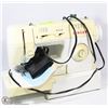 Image 1 : SINGER SEWING MACHINE
