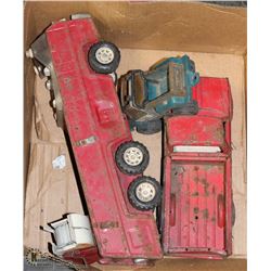 BOX OF VINTAGE TOYS