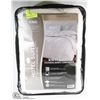 Image 1 : HOTEL SUITE KING WHITE GOOSE FEATHER COMFORTER