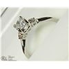 Image 2 : 14) 14KT WHITE GOLD RING WITH 3 DIAMONDS