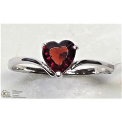 16) 14KT WHITE GOLD RING WITH HEART SHAPED GARNET