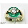 Image 2 : 39) 10KT GOLD GREEN AGATE & CZ RING