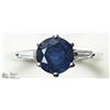 Image 1 : 48) 10KT WHITE GOLD SAPPHIRE & 2 SIDE DIAMOND RING