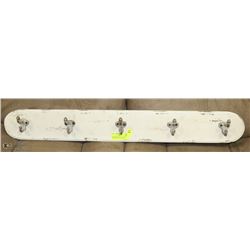 FARM HOUSE VINTAGE LOOK DISTRESSED COAT RACK