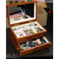 WOOD MUSICAL JEWELLERY BOX WITH