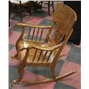 Image 1 : ANTIQUE 3/4 CUT OAK ROCKER