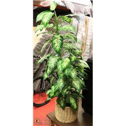 LARGE SILK HOUSEPLANT 4 FT TALL