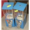 Image 1 : 2 VINTAGE ASTRO GUMBALL MACHINES WITH KEY