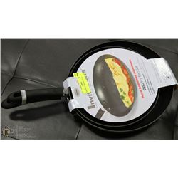 NEW INVITATIONS 2PC FRY PAN SET.
