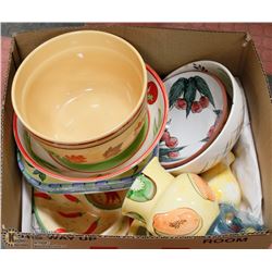 LOT OF ESTATE SERVING DISHES