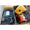 Image 1 : TOTE OF MEASURING TAPES AND TOOLS