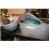 Image 1 : LOT OF METAL BUCKETS AND STRAINER