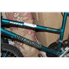Image 2 : BLUE PRECISION BIKE