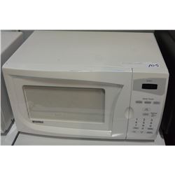 WHITE KENMORE MICROWAVE