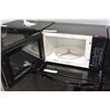 Image 2 : BLACK KENMORE MICROWAVE
