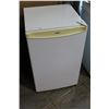 Image 1 : WHITE KENMORE BAR FRIDGE