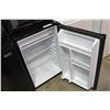 Image 2 : BLACK KENMORE BAR FRIDGE