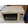 Image 1 : WHITE SUNBEAM MICROWAVE