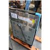 Image 9 : NEW FRIGIDAIRE PRFESSIONAL STAINLESS AND BLACK OVEN WITH FIVE BURNER STOVE