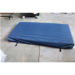 6.5 FOOT BY 3 FOOT BY 6 INCH GYM EXERCISE MAT