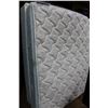 Image 1 : SIMMONS BEAUTYREST HOTEL EXCELLENCE QUEENSIZE PILLOWTOP MATTRESS WITH BOX SPRING