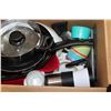 Image 2 : BOX OF POTS PANS AND DISHES