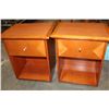 Image 2 : PAIR OF 1 DRAWER MAPLE NIGHTSTANDS