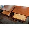 Image 2 : PAIR OF 1 DRAWER THOMASVILLE NIGHTSTANDS