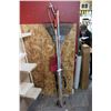 Image 1 : BUNDLE OF GARDEN TOOLS