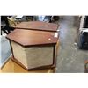 Image 2 : PAIR OF VINTAGE BOSE 901 SPEAKERS