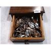 Image 1 : SMALL ONE DRAWER JEWELLRY CASE WITH CONTENTS