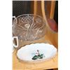 Image 4 : LOT OF FINE CHINA