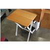 Image 2 : WHITE AND MAPLE TV TRAY SET ON STAND