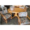 Image 7 : ROUND MAPLE DINING TABLE WITH JACK KNIFE LEAF AND FOUR OAK ROLLING CHAIRS