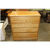 Image 1 : MAPLE FOUR DRAWER DRESSER