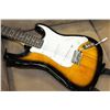 Image 2 : GEORGE WASHBURN ELECTRIC GUITAR