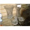 Image 1 : LOT OF CRYSTAL VASES AND CREAM AND SUGAR