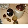 Image 2 : VINTAGE CROCK AND POTTERY PIECES