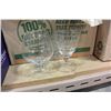 Image 2 : SHELF LOT OF BRANDY AND MARTINI GLASSES