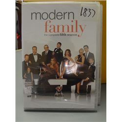 (NEW) Modern Family Season 5