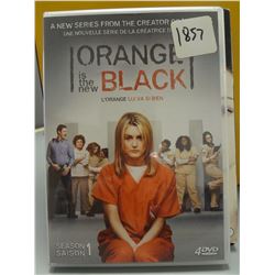 Used Orange is the new Black Season 1