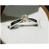 Image 2 : 14KT WHITE GOLD DIAMOND RING